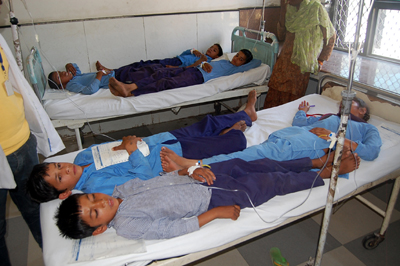 Children undergoing treatment at DH Kathua after taking mid-day meal at Government Middle School Ghatti on Wednesday. -Excelsior/Madan Magotra Children undergoing treatment at DH Kathua after taking mid-day meal at Government Middle School Ghatti on Wednesday. -Excelsior/Madan Magotra
