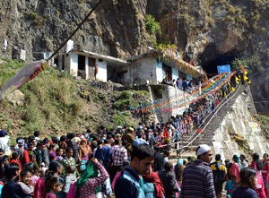 A view of Shiv Khori shrine. A view of Shiv Khori shrine.