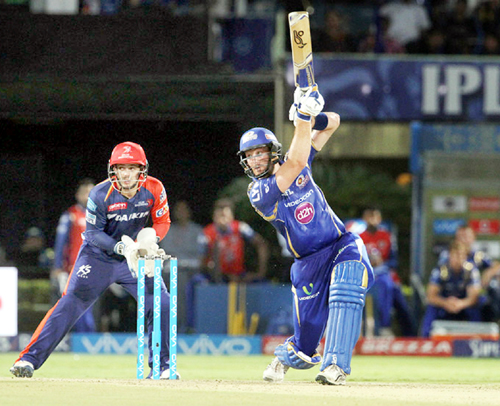 Martin Guptill of Mumbai Indians carves one over the off side against Delhi Daredevils at Visakhapatnam on Sunday. Martin Guptill of Mumbai Indians carves one over the off side against Delhi Daredevils at Visakhapatnam on Sunday.