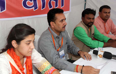 ABVP national leaders at a press conference at Jammu on Sunday. — Excelsior/Rakesh ABVP national leaders at a press conference at Jammu on Sunday. — Excelsior/Rakesh