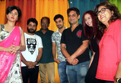 Team members of ‘Mantostaan’ posing for a group photograph. Team members of ‘Mantostaan’ posing for a group photograph.