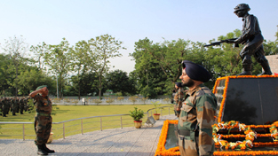 Lt Gen RR Nimbhorkar, GOC, White Knight Corps laying wreath at ‘Ashwamedh Shaurya Sthal’ near Jammu on Wednesday. Lt Gen RR Nimbhorkar, GOC, White Knight Corps laying wreath at ‘Ashwamedh Shaurya Sthal’ near Jammu on Wednesday.