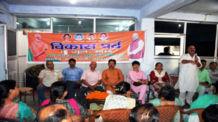 BJP State vice president, Yudhvir Sethi addressing party meeting at Jammu on Friday. BJP State vice president, Yudhvir Sethi addressing party meeting at Jammu on Friday.