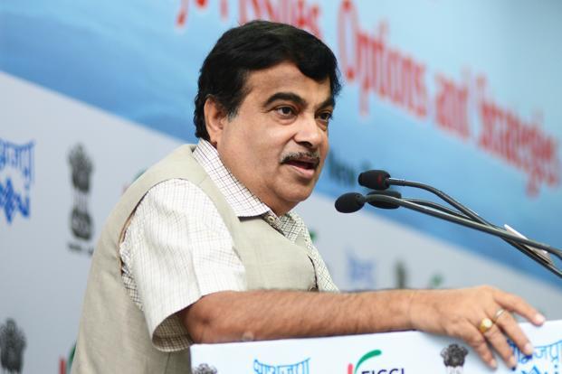 Gadkari2-kwHI--621x414@LiveMint