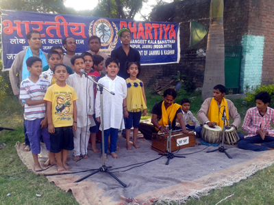 BLSKS artists presenting musical play ‘Bacho Bacho Dengue Kola Bacho’. BLSKS artists presenting musical play ‘Bacho Bacho Dengue Kola Bacho’.
