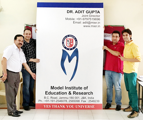 Vickrant Mahajan and Dr Adit Gupta posing for photograph with Largest Business Card in the world. Vickrant Mahajan and Dr Adit Gupta posing for photograph with Largest Business Card in the world.