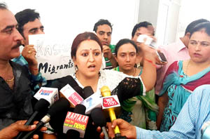 Protesting employees talking to reporters at Jammu on Thursday. -Excelsior/Rakesh Protesting employees talking to reporters at Jammu on Thursday. -Excelsior/Rakesh