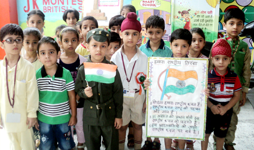 Participants of inter-class rhyme and group song competitions posing for group photograph. Participants of inter-class rhyme and group song competitions posing for group photograph.