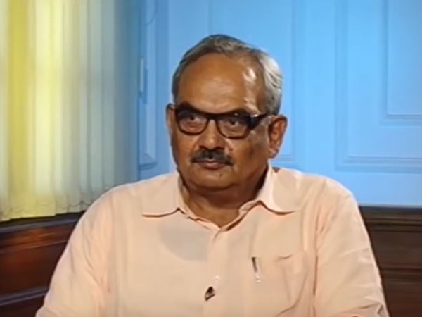 Normalcy returning to Kashmir: Home Secy Mehrishi Normalcy returning to Kashmir: Home Secy Mehrishi