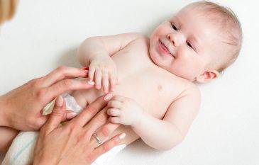 Baby's gut microbes may predict risk of asthma, allergies Baby's gut microbes may predict risk of asthma, allergies