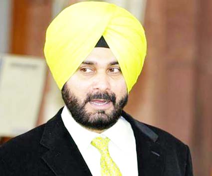 Sidhu 'violates' model code, enters polling premises in cars Sidhu 'violates' model code, enters polling premises in cars