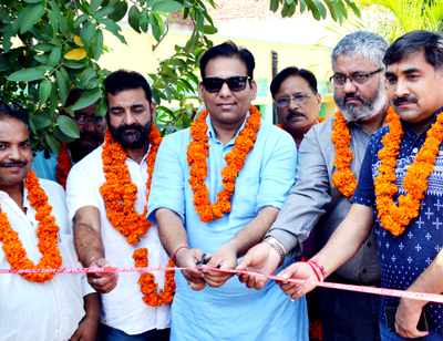 MLA Gagan Bhagat kick starting construction work of IHHL Units in R S Pura. MLA Gagan Bhagat kick starting construction work of IHHL Units in R S Pura.