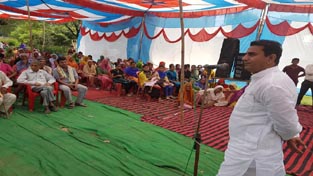 MLA Kathua Rajiv Jasrotia addressing a programme on HIV/AIDS at Kathua on Thursday. MLA Kathua Rajiv Jasrotia addressing a programme on HIV/AIDS at Kathua on Thursday.
