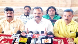 JKNPP president Balwant Singh Mankotia addressing a press conference at Udhampur on Thursday. JKNPP president Balwant Singh Mankotia addressing a press conference at Udhampur on Thursday.
