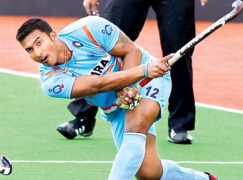 India go down to Oz in high-scoring match, series level at 1-1 India go down to Oz in high-scoring match, series level at 1-1