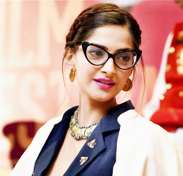Sonam-Kapoor-bitchy-actress-remarks