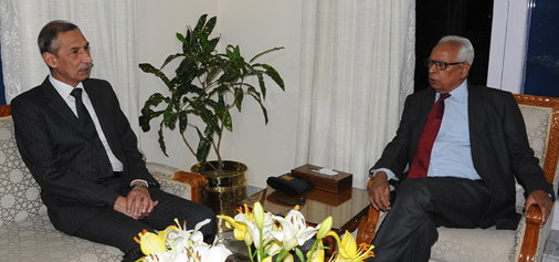 Northern Army Commander Lt Gen D S Hooda in a meeting with Governor N N Vohra in Jammu on Sunday. Northern Army Commander Lt Gen D S Hooda in a meeting with Governor N N Vohra in Jammu on Sunday.