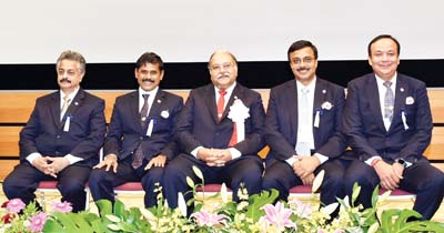 Dignitaries of Ashok Leyland at the receiving ceremony of Deming Award. Dignitaries of Ashok Leyland at the receiving ceremony of Deming Award.