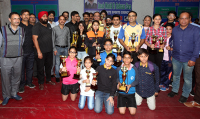 Winners posing for group photograph along with chief guest, Waheed Ur Rehman Para in Jammu on Thursday. —Excelsior/Rakesh Winners posing for group photograph along with chief guest, Waheed Ur Rehman Para in Jammu on Thursday. —Excelsior/Rakesh