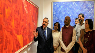 Union Minister Dr Jitendra Singh going through displays after inaugurating an exhibition of paintings by Principal Commissioner of Income Tax J&K, Sangeeta Gupta, at New Delhi on Saturday. Union Minister Dr Jitendra Singh going through displays after inaugurating an exhibition of paintings by Principal Commissioner of Income Tax J&K, Sangeeta Gupta, at New Delhi on Saturday.