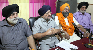 Sikh leaders at a press conference at Jammu on Wednesday. — Excelsior/Rakesh Sikh leaders at a press conference at Jammu on Wednesday. — Excelsior/Rakesh