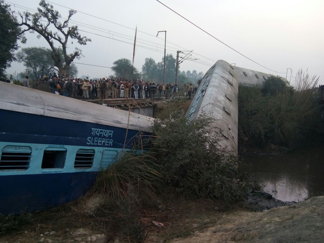 At least 62 injured as Sealdah-Ajmer Express derails At least 62 injured as Sealdah-Ajmer Express derails