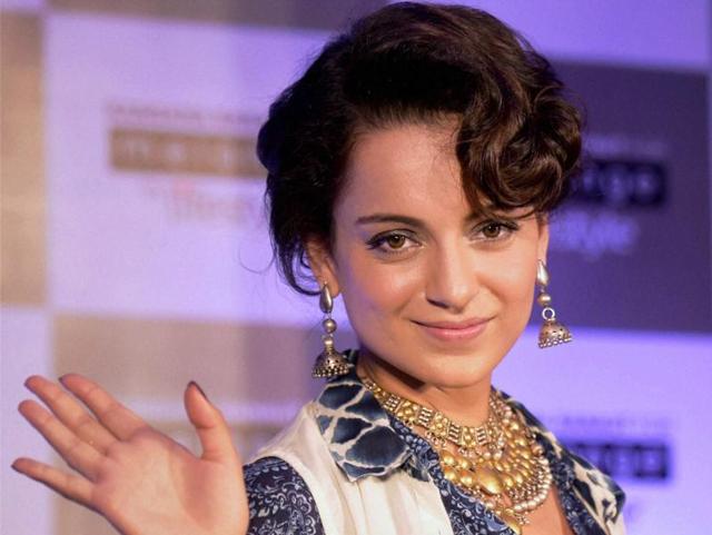 Kangana to play Jaanbaaz Miss Julia in 'Rangoon' Kangana to play Jaanbaaz Miss Julia in 'Rangoon'