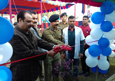 MLA Rajeev Sharma and BSF Commandant Sanjay Kumar inaugurating blood donation camp at Akhnoor on Thursday. MLA Rajeev Sharma and BSF Commandant Sanjay Kumar inaugurating blood donation camp at Akhnoor on Thursday.