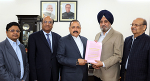 A national level delegation of Confederation of Indian Industries (CII) handing over a memorandum to Union Minister Dr Jitendra Singh, at New Delhi. A national level delegation of Confederation of Indian Industries (CII) handing over a memorandum to Union Minister Dr Jitendra Singh, at New Delhi.