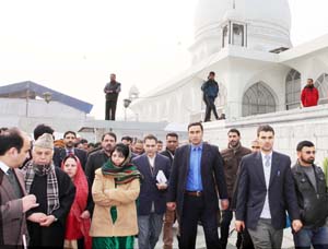 Chief Minister Mehbooba Mufti during her visit to Asar Sharief Hazratbal. Chief Minister Mehbooba Mufti during her visit to Asar Sharief Hazratbal.