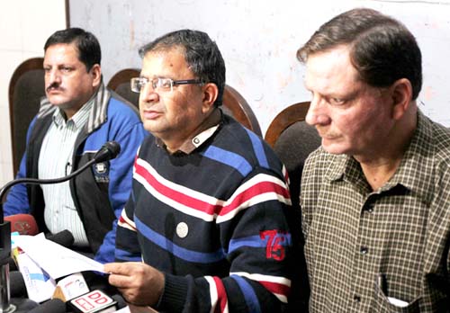 PK leaders at a press conference at Jammu on Friday. -Excelsior/Rakesh PK leaders at a press conference at Jammu on Friday. -Excelsior/Rakesh