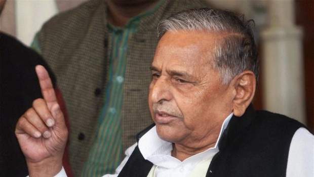 Mulayam expels Kiranmoy Nanda, Naresh Agrawal Mulayam expels Kiranmoy Nanda, Naresh AgrawalMulayam expels Kiranmoy Nanda, Naresh Agrawal