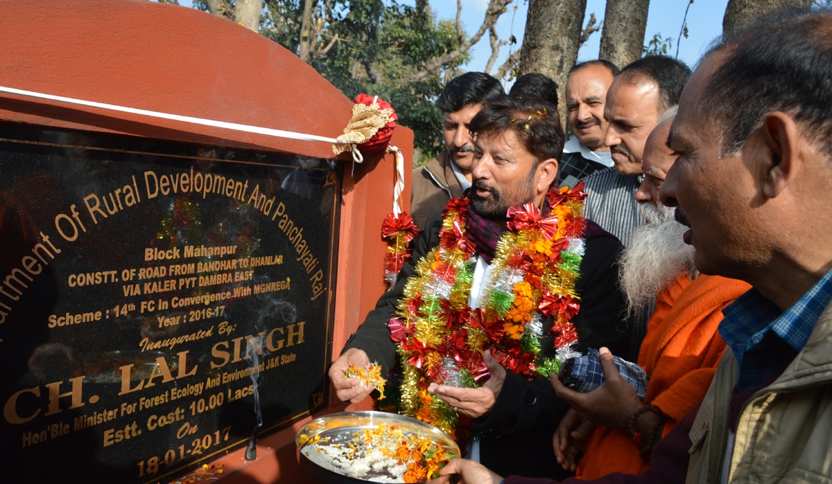 Minister inaugurates road projects, link roads in Basohli Minister inaugurates road projects, link roads in Basohli