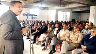 Senior Cong leader Sham Lal addressing BCC meeting at Akhnoor on Sunday. Senior Cong leader Sham Lal addressing BCC meeting at Akhnoor on Sunday.