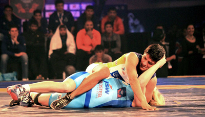 Female wrestlers in action during PWL. Female wrestlers in action during PWL.