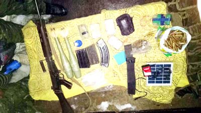 Arms and ammunition recovered from militant hideout busted by security forces at Tranz in Shopian district. -Excelsior/Younis Khaliq Arms and ammunition recovered from militant hideout busted by security forces at Tranz in Shopian district. -Excelsior/Younis Khaliq