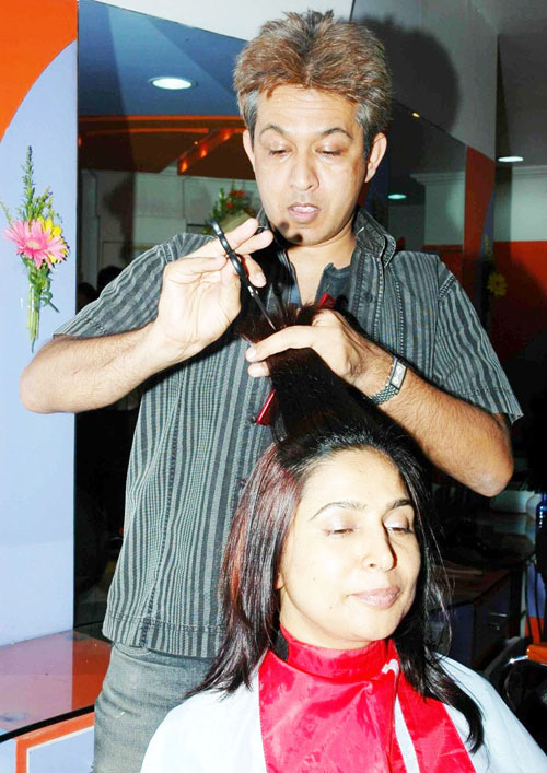 Practice Hair Yoga - Jammu Kashmir Latest News | Tourism | Breaking News J&K
