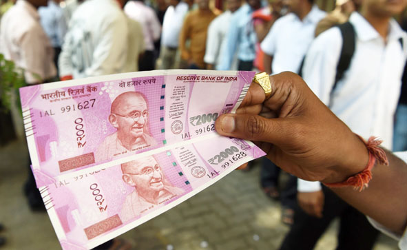 Fake notes from SBI ATM: Govt to investigate matter Fake notes from SBI ATM: Govt to investigate matter