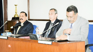 Union Minister Dr Jitendra Singh, as chief guest, along with TV commentator Maroof Raza and Lt. Gen. (Retd.) D.S. Hooda, at a panel discussion on Kashmir, at New Delhi on Tuesday. Union Minister Dr Jitendra Singh, as chief guest, along with TV commentator Maroof Raza and Lt. Gen. (Retd.) D.S. Hooda, at a panel discussion on Kashmir, at New Delhi on Tuesday.