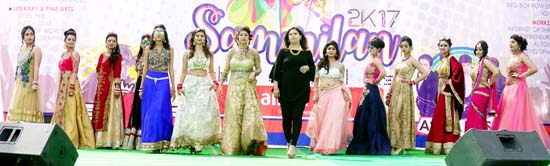 MIET students during Fashion Show ‘Rage’ on day-1 of Sammilan 2K17 in Jammu on Saturday. MIET students during Fashion Show ‘Rage’ on day-1 of Sammilan 2K17 in Jammu on Saturday.
