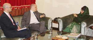 British envoy interacting with Chief Minister at Jammu on Thursday. British envoy interacting with Chief Minister at Jammu on Thursday.