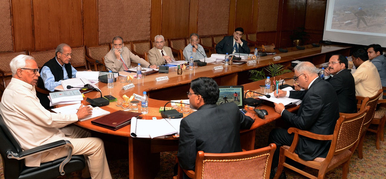 GOVERNOR CHAIRING SMVDSB MEETING-10