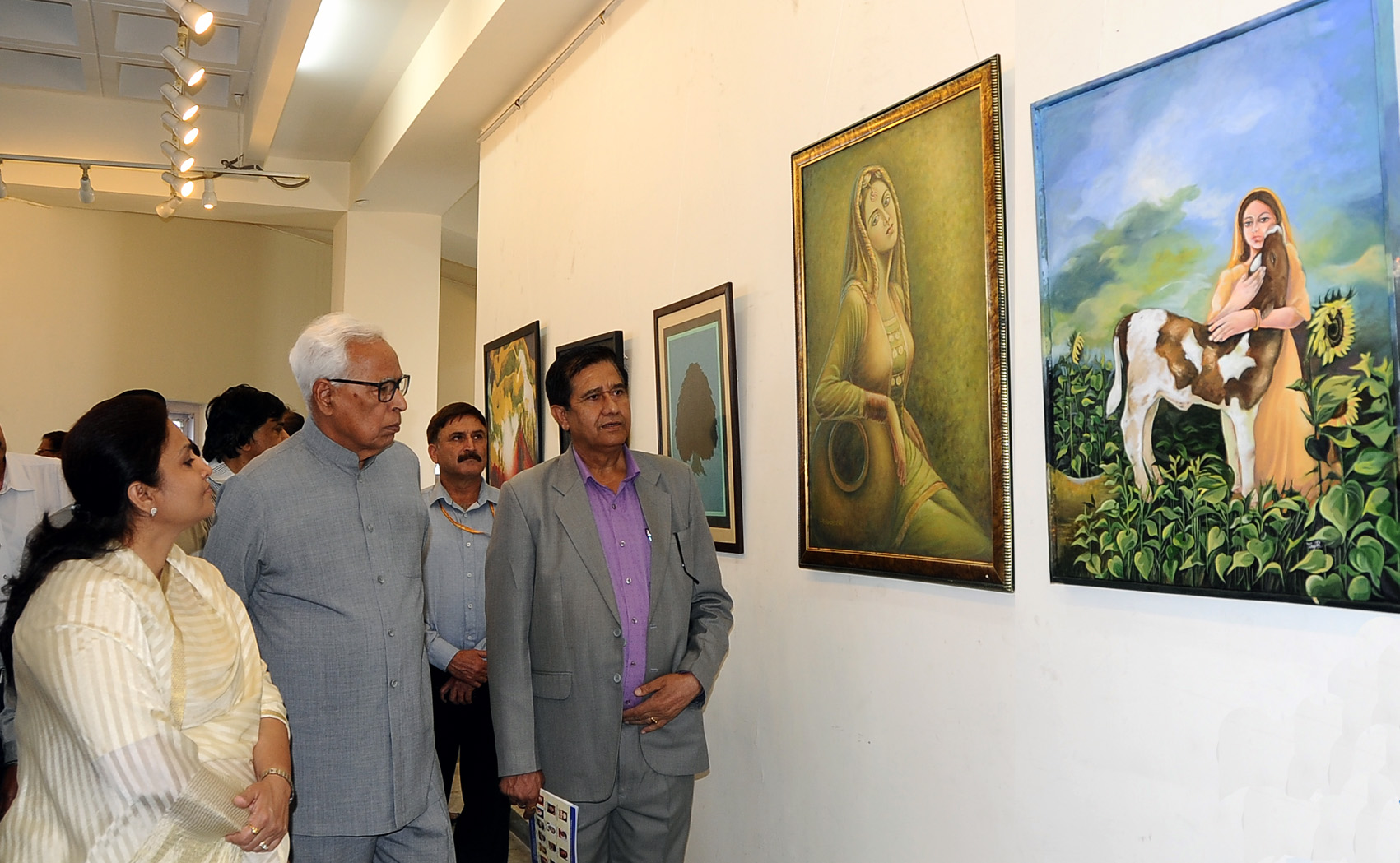 Governor inaugurates 3rd International Art Exhibition Governor inaugurates 3rd International Art Exhibition