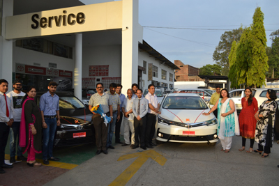 Officials of Shree Toyota delivering the first batch of ‘The New Corolla Altis’ to the customers. Officials of Shree Toyota delivering the first batch of ‘The New Corolla Altis’ to the customers.