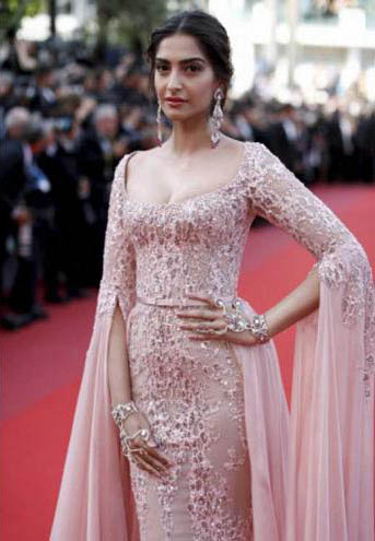 Sonam charms Cannes red carpet with her distinct, elegant look Sonam charms Cannes red carpet with her distinct, elegant look