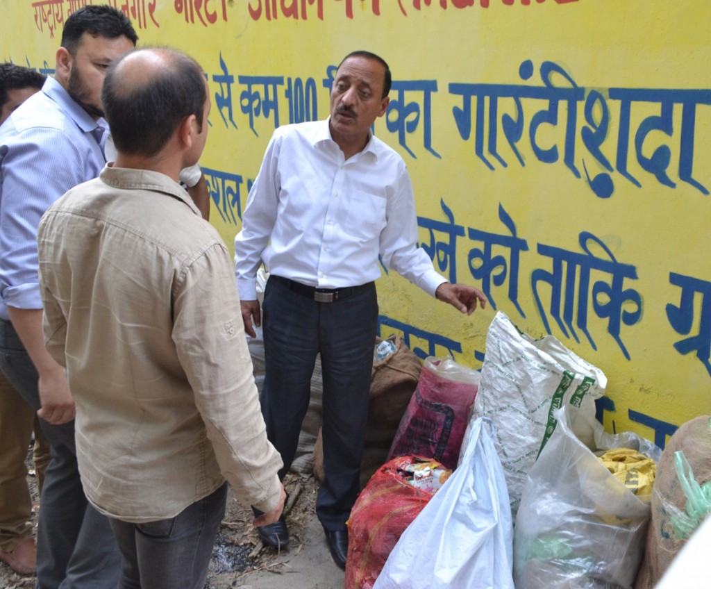 Essay on plastic pollution 150 words picture