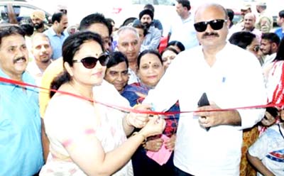 MoS Education, Priya Sethi and BJP State vice-president, Yudhvir Sethi, inaugurating new retail outlet of ‘First Step’ at Gandhi Nagar in Jammu. MoS Education, Priya Sethi and BJP State vice-president, Yudhvir Sethi, inaugurating new retail outlet of ‘First Step’ at Gandhi Nagar in Jammu.