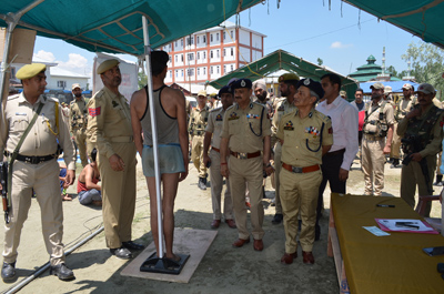 DGP Dr S P Vaid inspecting recruitment process in DPL Pulwama on Thursday. DGP Dr S P Vaid inspecting recruitment process in DPL Pulwama on Thursday.