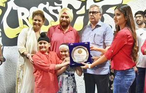 Farooq Khan, Administrator Lakshadweep inaugurating Cross Fit Studio at Gold's Gym in Jammu. Farooq Khan, Administrator Lakshadweep inaugurating Cross Fit Studio at Gold's Gym in Jammu.