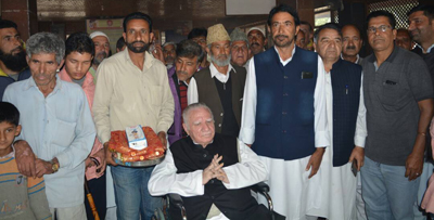 Congress leaders taking stock of arrangements at Kheer Bhawani Shrine Tulmulla on Thursday. Congress leaders taking stock of arrangements at Kheer Bhawani Shrine Tulmulla on Thursday.